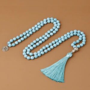 NWT 108 BEADS  HANDCRAFTED KNOTTED NATURAL BLUE TURQUOISE SILK PENDANT  NECKLACE